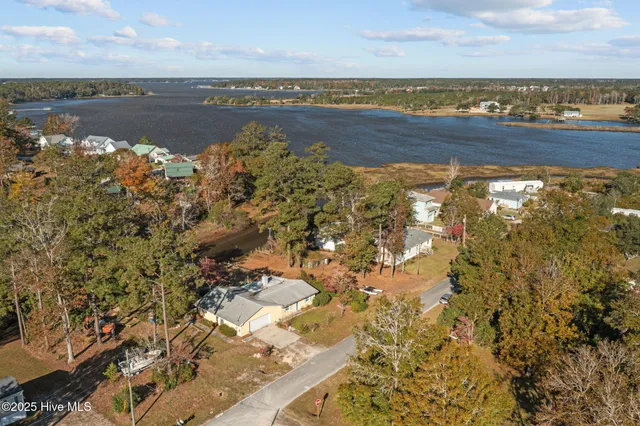 $130,000 | 147 Water Front Drive, Cedar Point, NC 28584