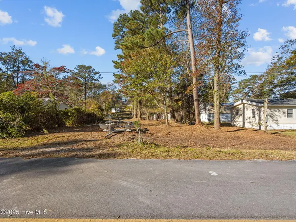 $130,000 | 147 Water Front Drive, Cedar Point, NC 28584