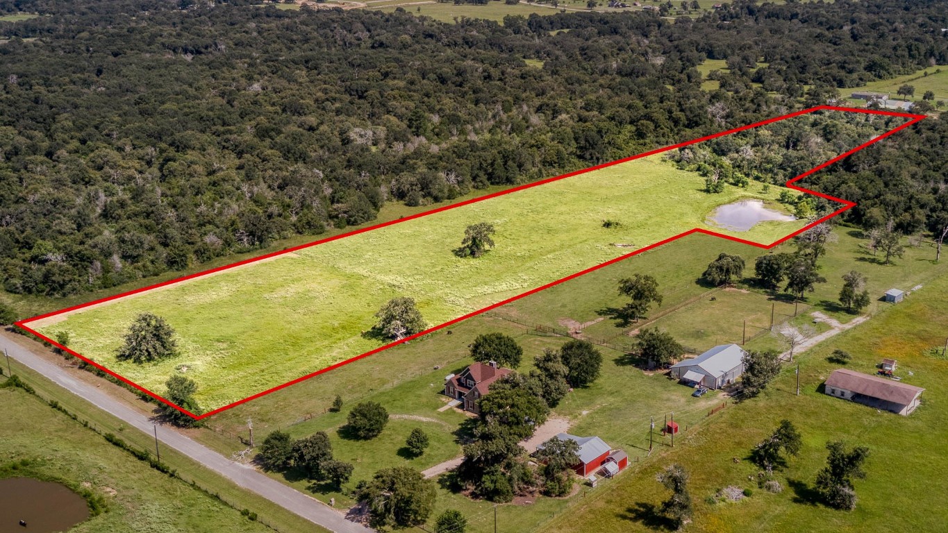 38201 Wiggins Road Hempstead, TX 77445 - Photo 2 of 20 a view of a tennis court
