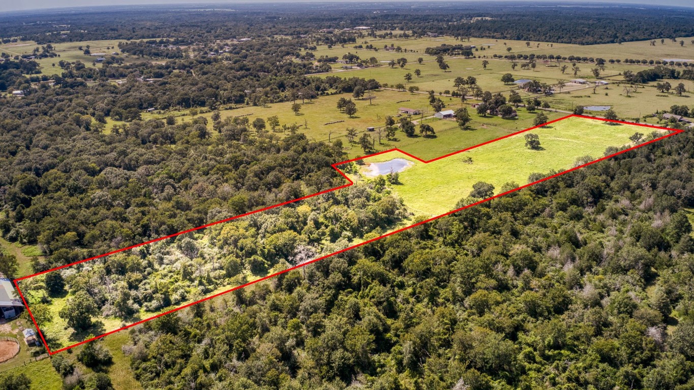 38201 Wiggins Road Hempstead, TX 77445 - Photo 6 of 20 a view of a city