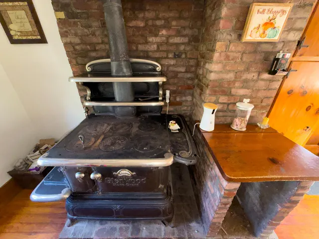 $474,900 | 433 Grange Hall Road, Monroe, NH 03771