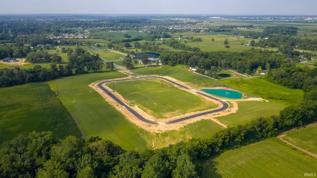 $179,900 | 1014 Saddlebrooke, Chandler, IN 47610