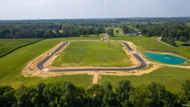 $179,900 | 1014 Saddlebrooke, Chandler, IN 47610