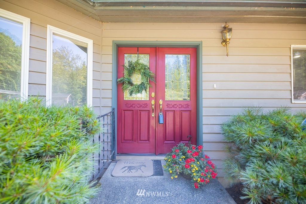 7004 Mero Road Snohomish, WA 98290 - Photo 4 of 31 Gallery Image 4