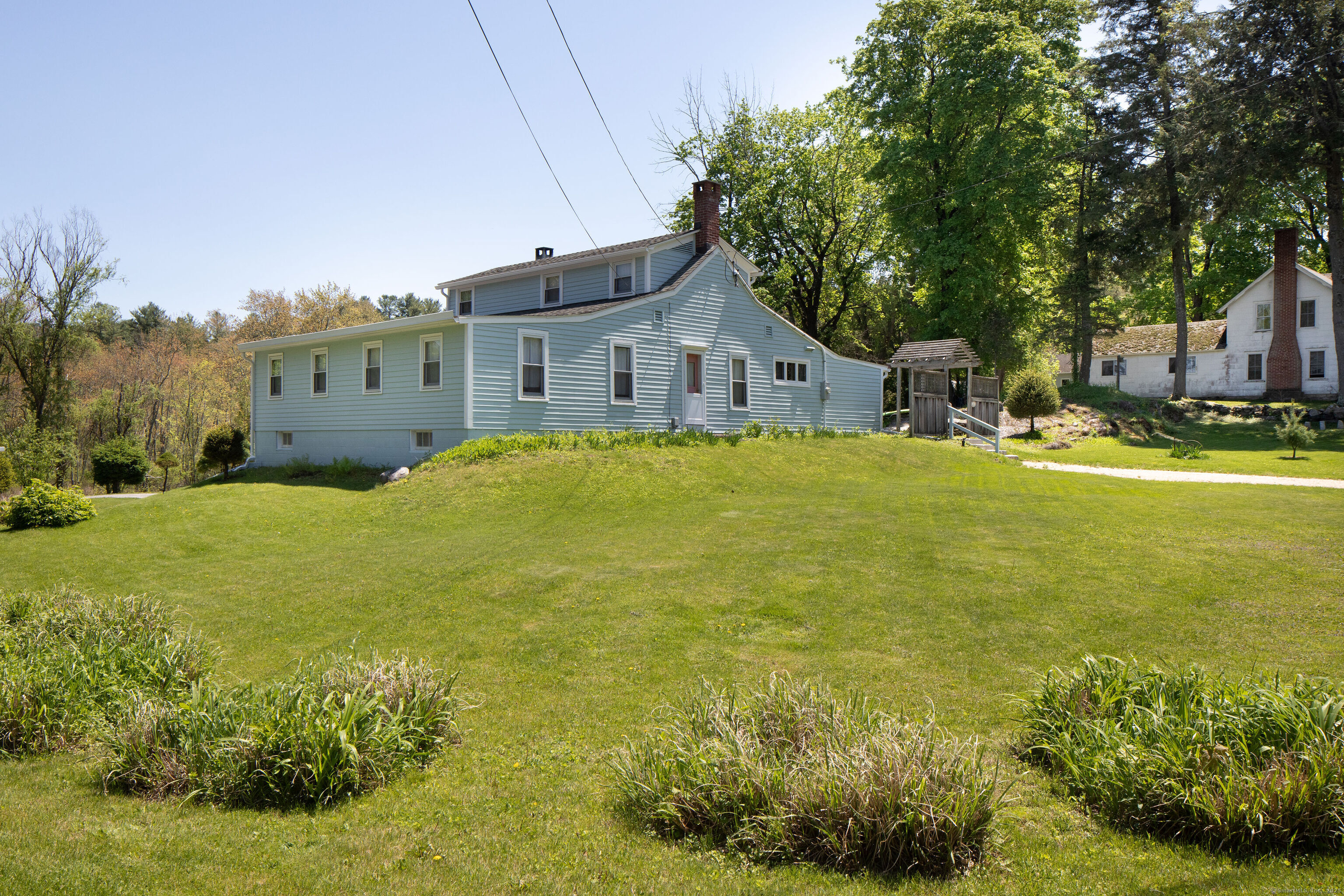 2 Perry Street Salisbury, CT 06039 - Photo 11 of 32