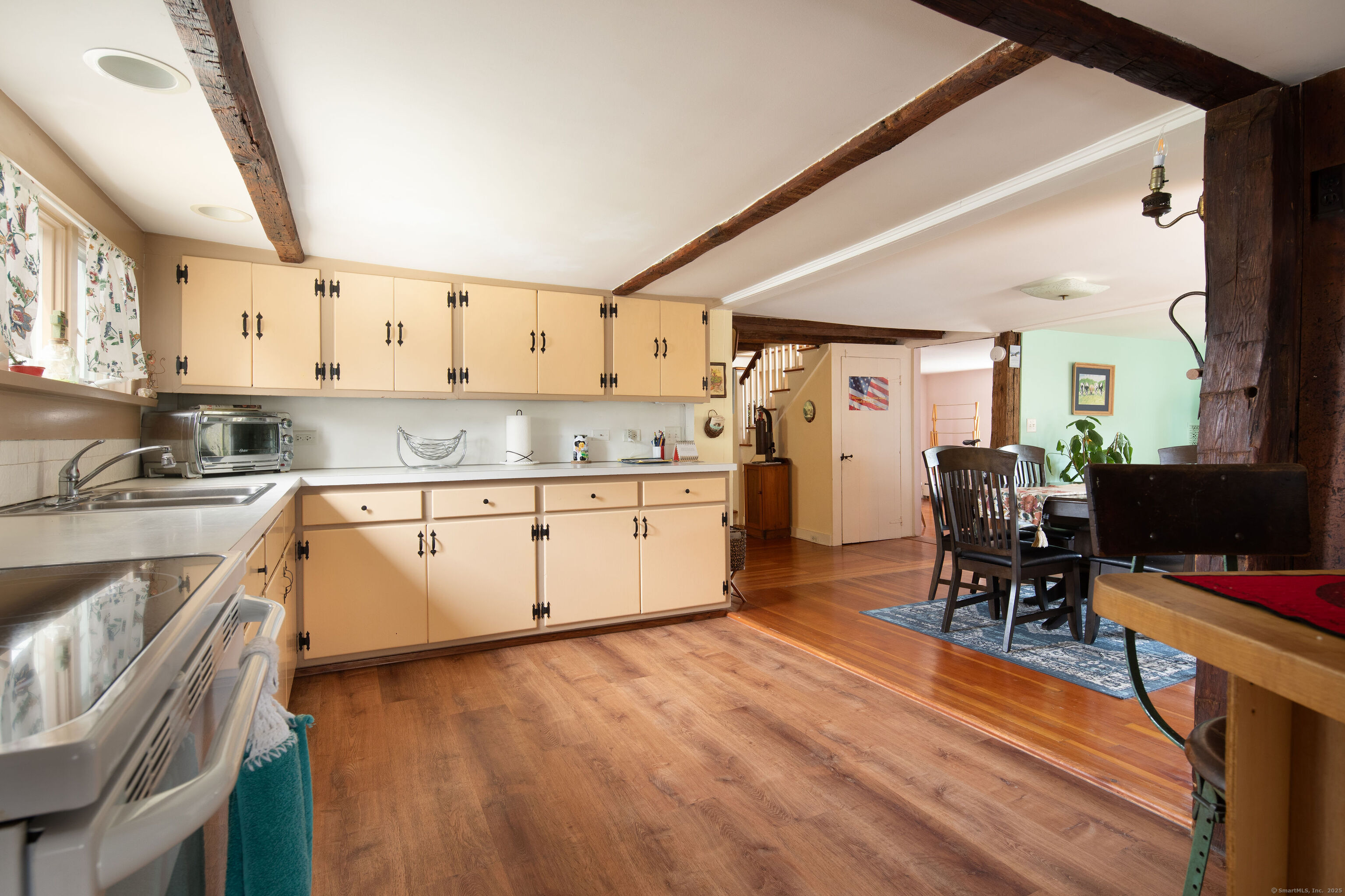 2 Perry Street Salisbury, CT 06039 - Photo 19 of 32