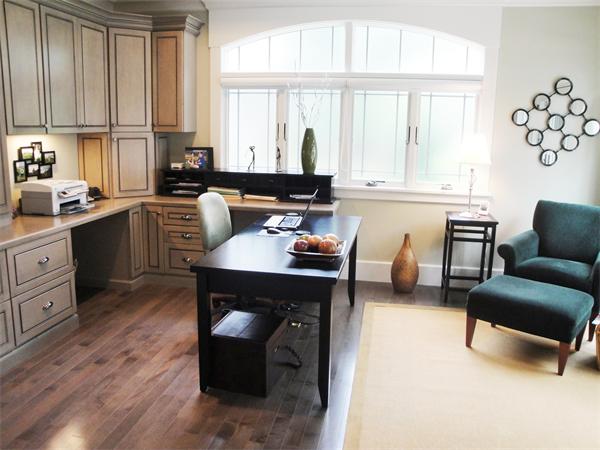 18 Lowell Road Natick, MA 01760 - Photo 13 of 30