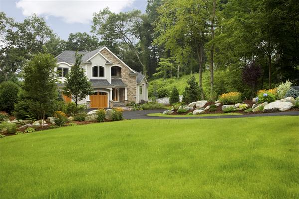 18 Lowell Road Natick, MA 01760 - Photo 3 of 30