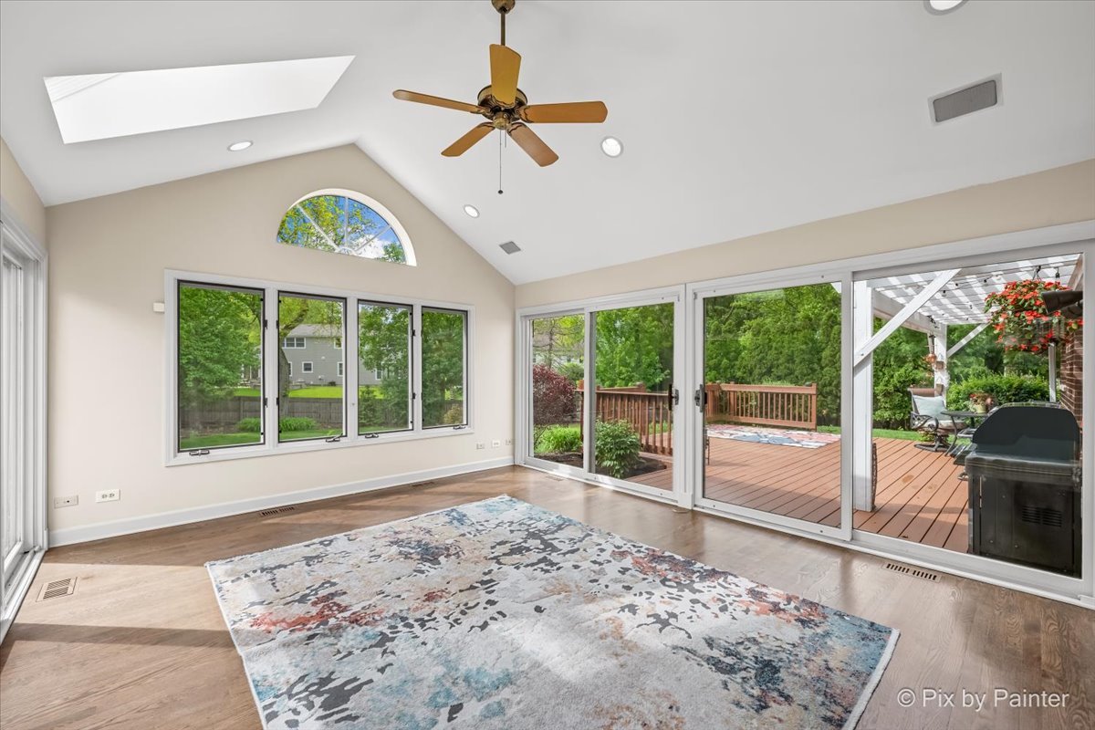 1148 West Whytecliff Road Palatine, IL 60067 - Photo 13 of 70