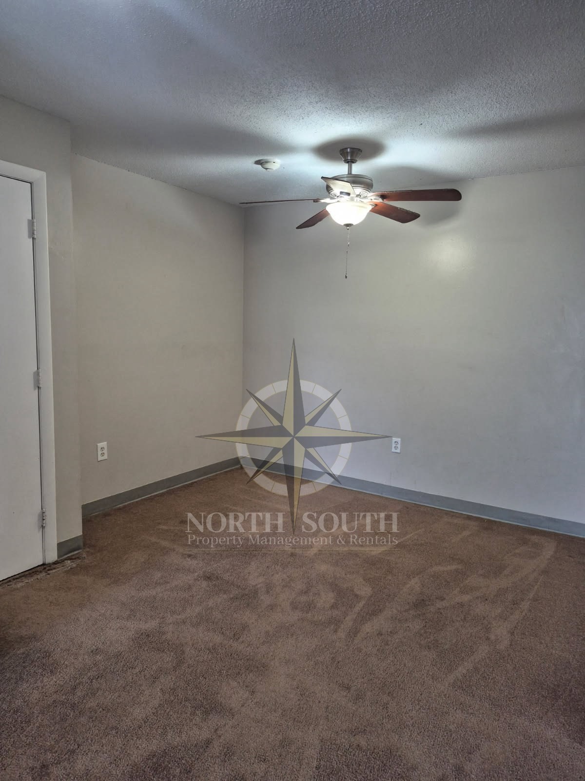 168 Fulton Street, Unit 5 Fall River, MA 02720 - Photo 3 of 8 Gallery Image 3