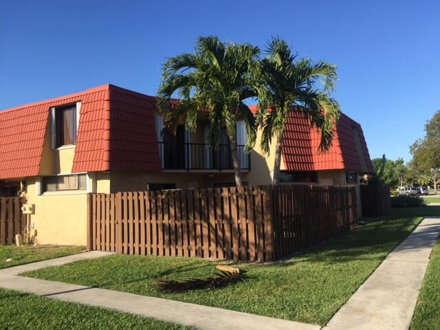 8110 Thames Boulevard, Unit D Boca Raton, FL 33433 - Photo 1 of 20 IMG_8926