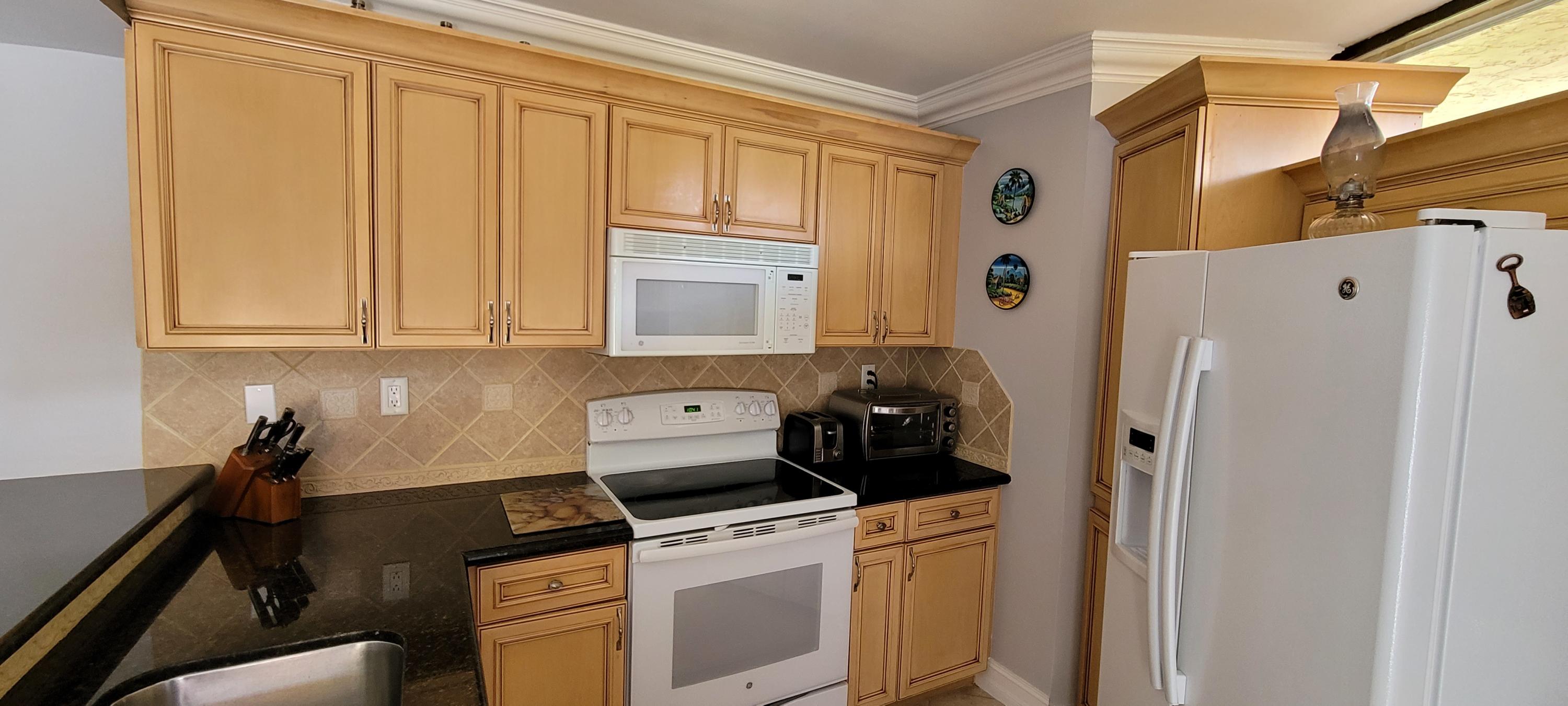 8110 Thames Boulevard, Unit D Boca Raton, FL 33433 - Photo 3 of 20 20210309_104228