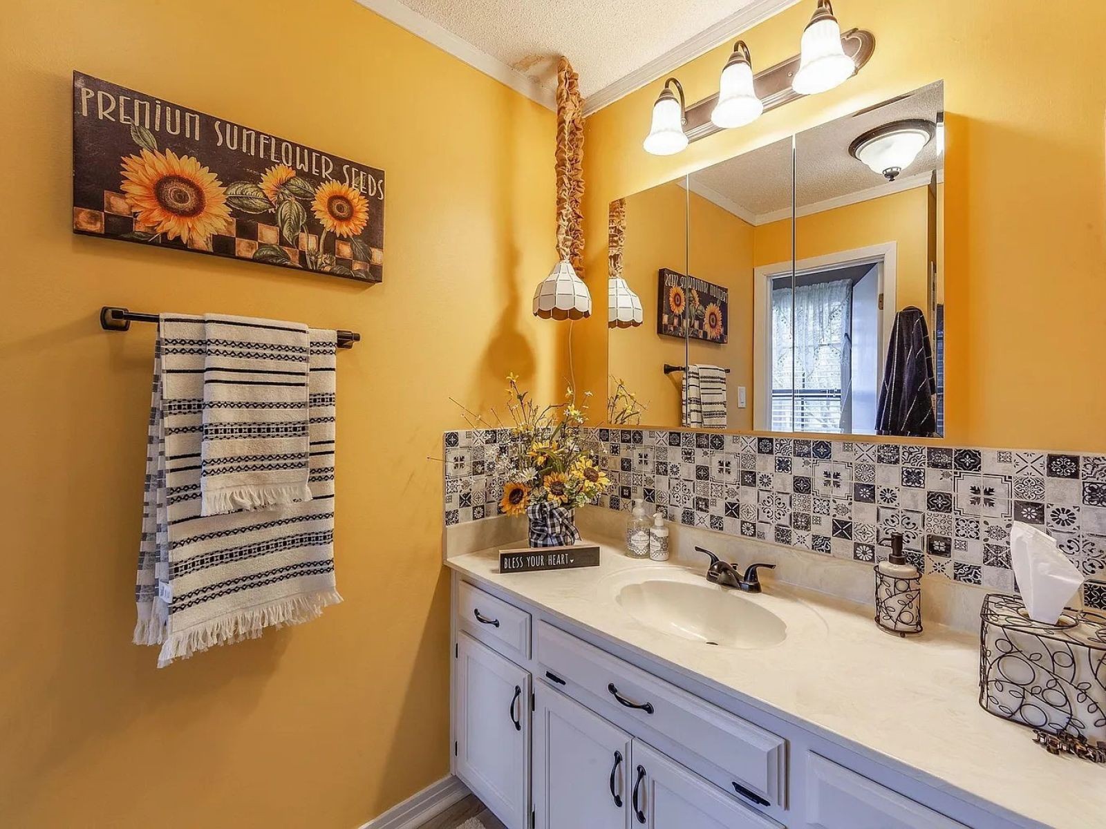 249 Peace Chapel Road Scotts Hill, TN 38374 - Photo 11 of 20