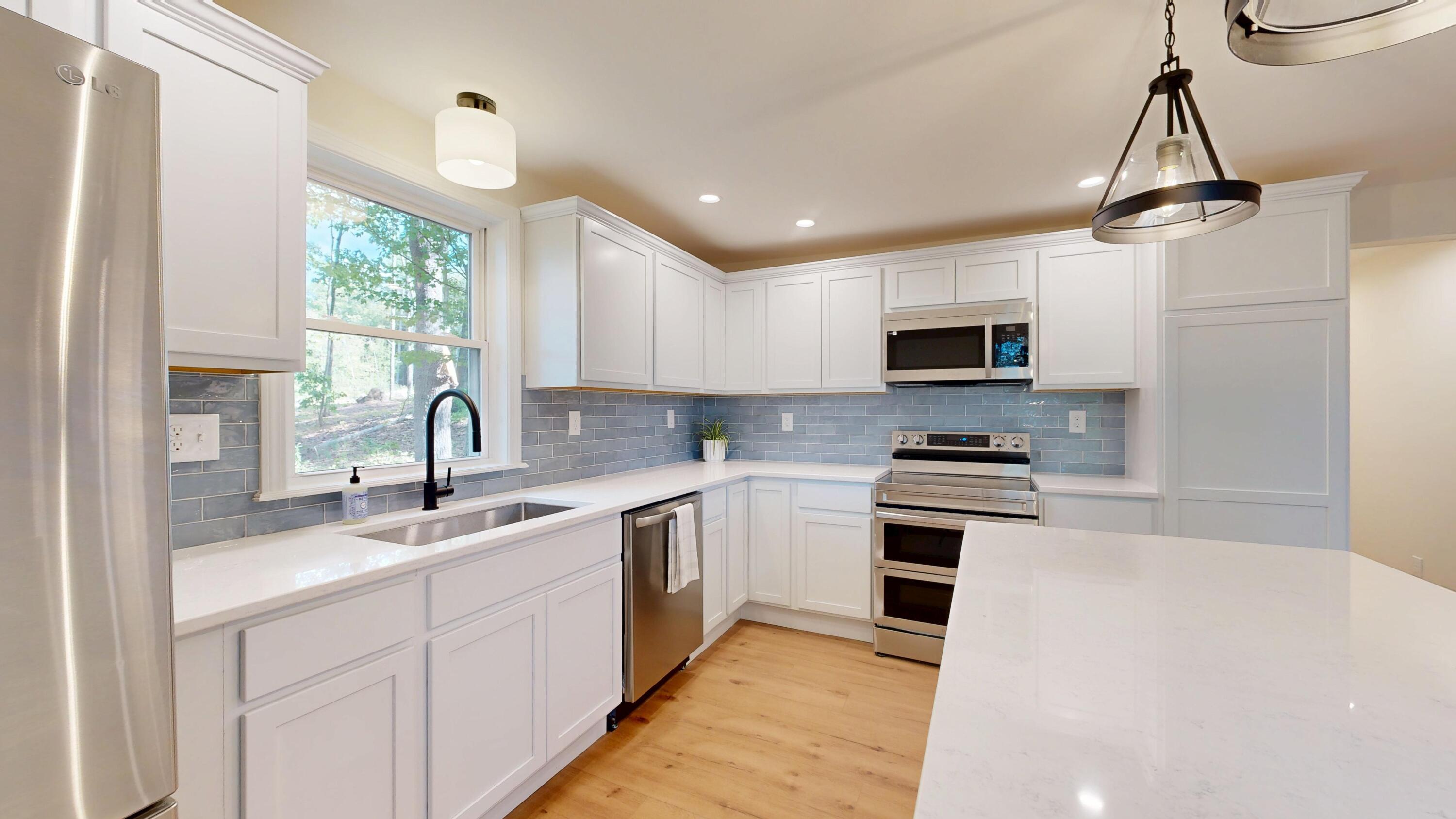 763 River Road Windham, ME 04062 - Photo 3 of 34 Kitchen