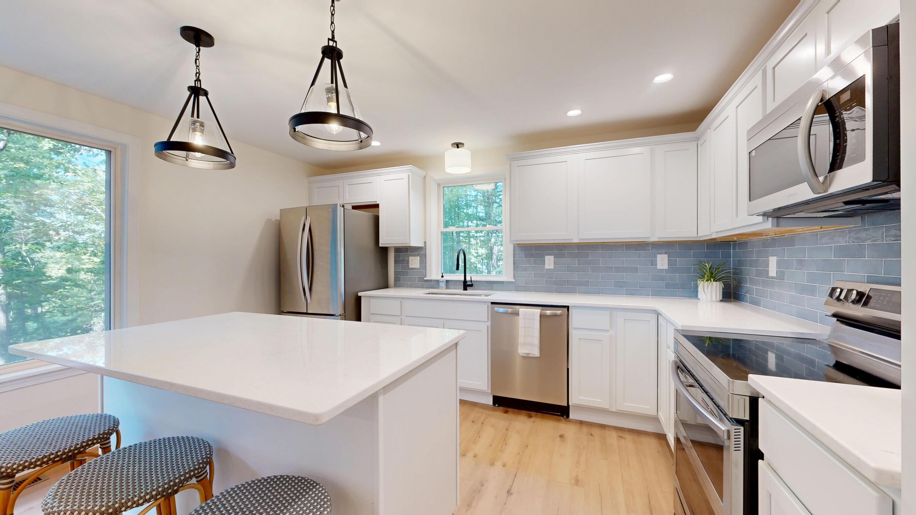 763 River Road Windham, ME 04062 - Photo 5 of 34 Kitchen