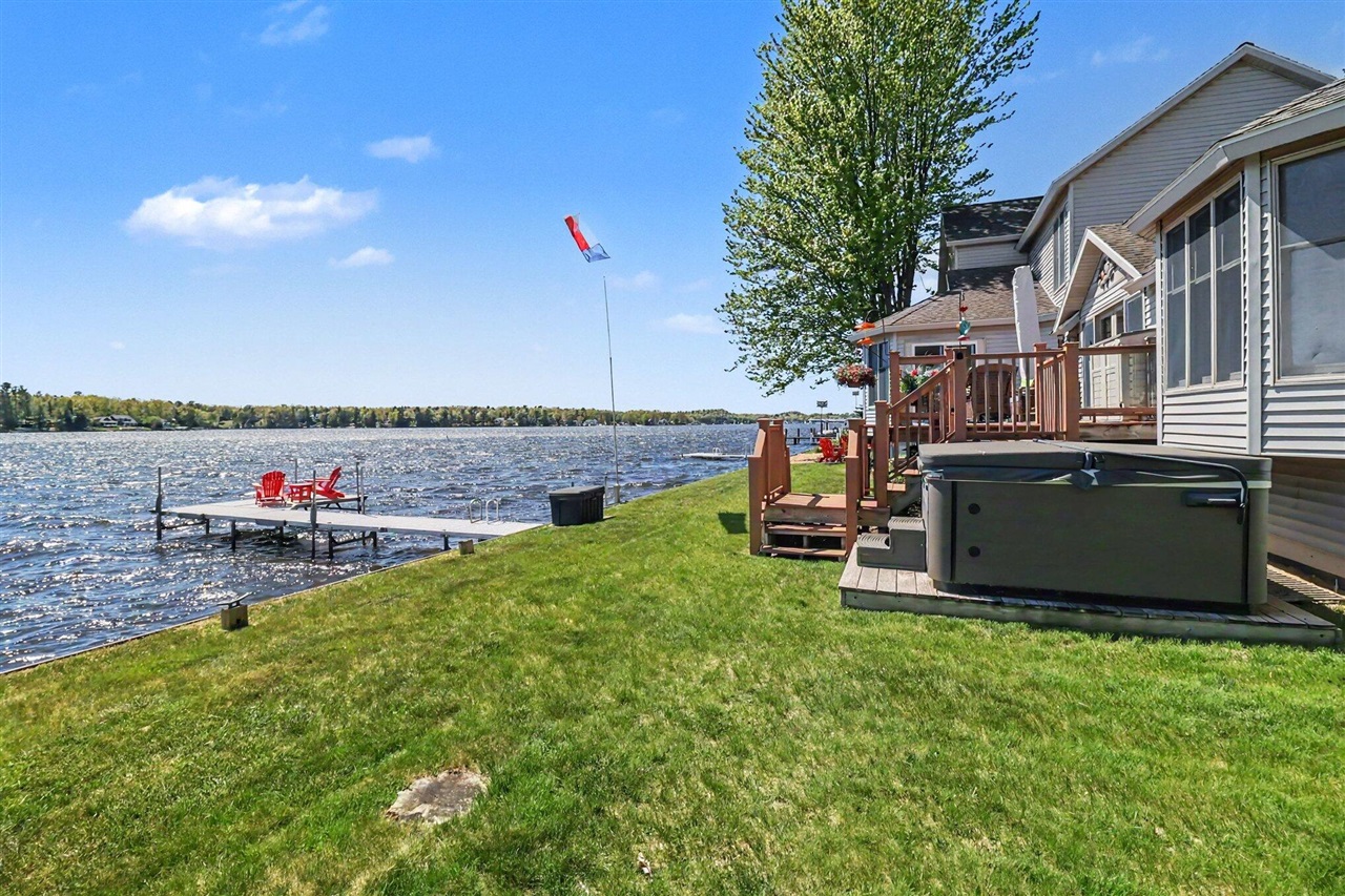 5267 West Monroe Road Pentwater, MI 49449 - Photo 4 of 37