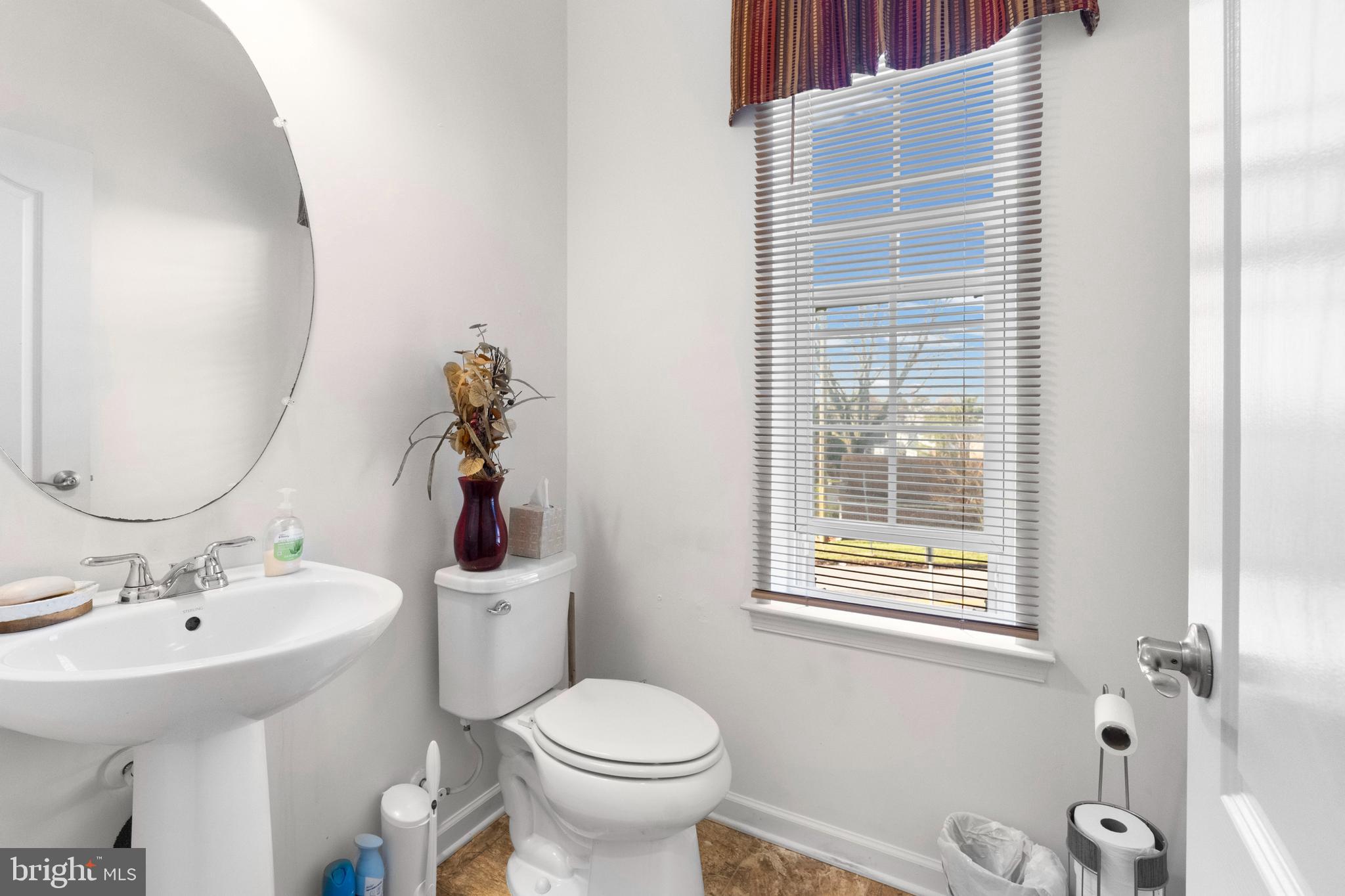 8853 Delegge Road Baltimore, MD 21237 - Photo 23 of 28