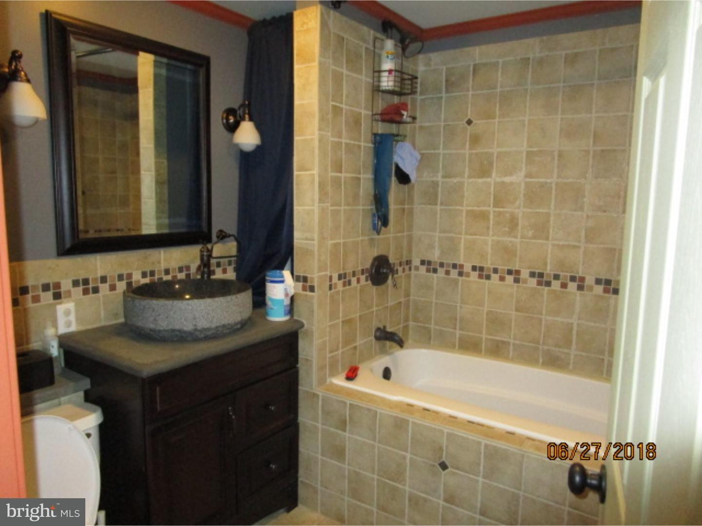 2000 Grant Road Quakertown, PA 18951 - Photo 10 of 20 Bathroom