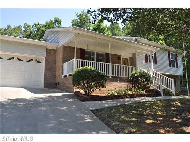 607 Silver Ridge Drive Lexington, NC 27292 - Photo 2 of 15 Exterior Front. additional view