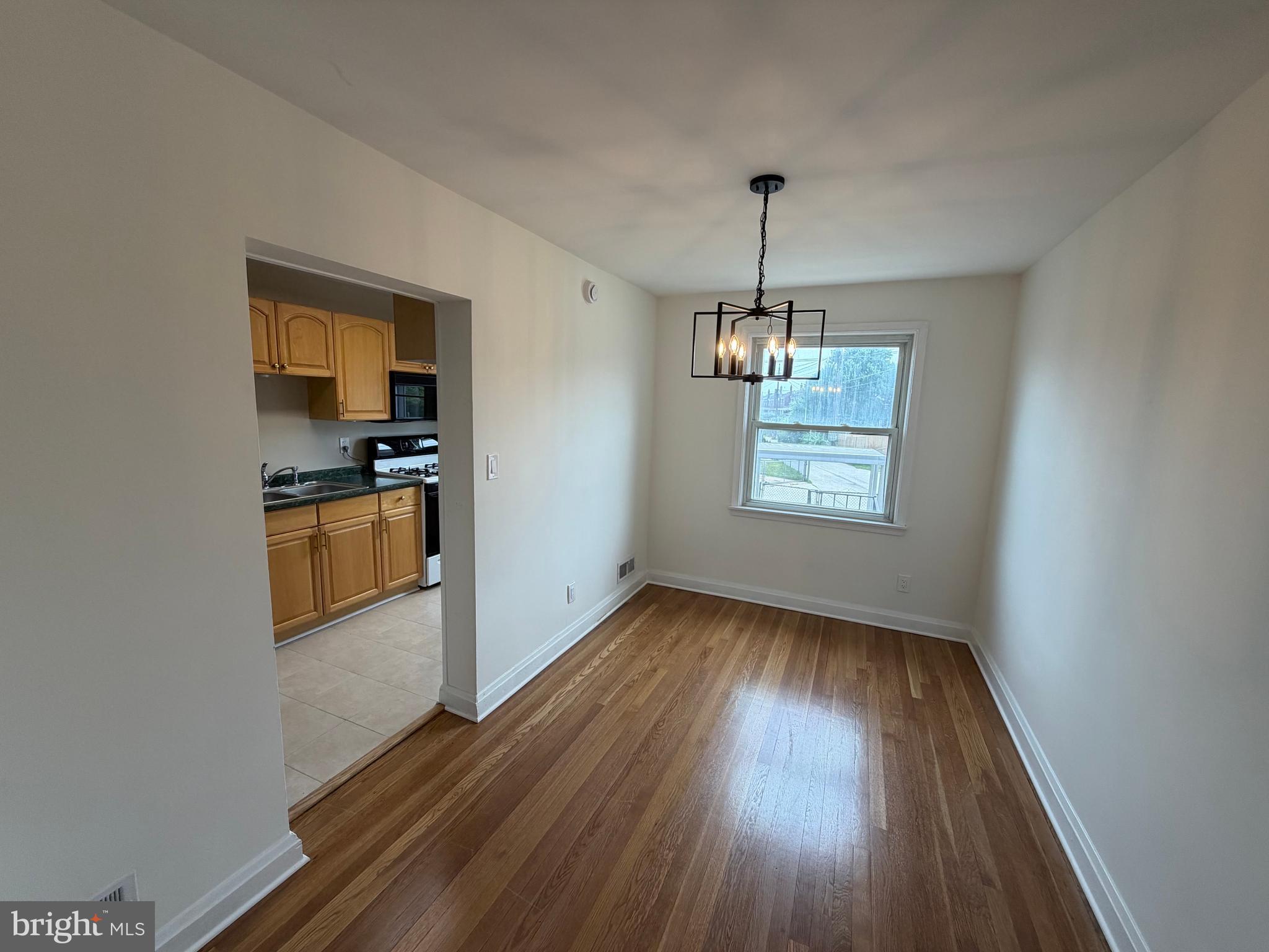 647 Dunwich Way Baltimore, MD 21221 - Photo 5 of 19