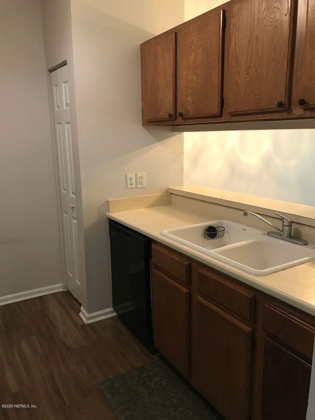 3270 Ricky Drive, Unit 1803 Jacksonville, FL 32223 - Photo 5 of 12 Kitchen View 2