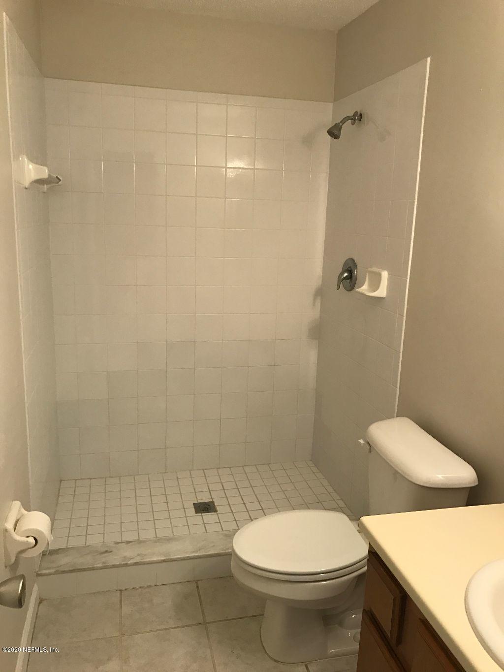 3270 Ricky Drive, Unit 1803 Jacksonville, FL 32223 - Photo 7 of 12 Master Bathroom