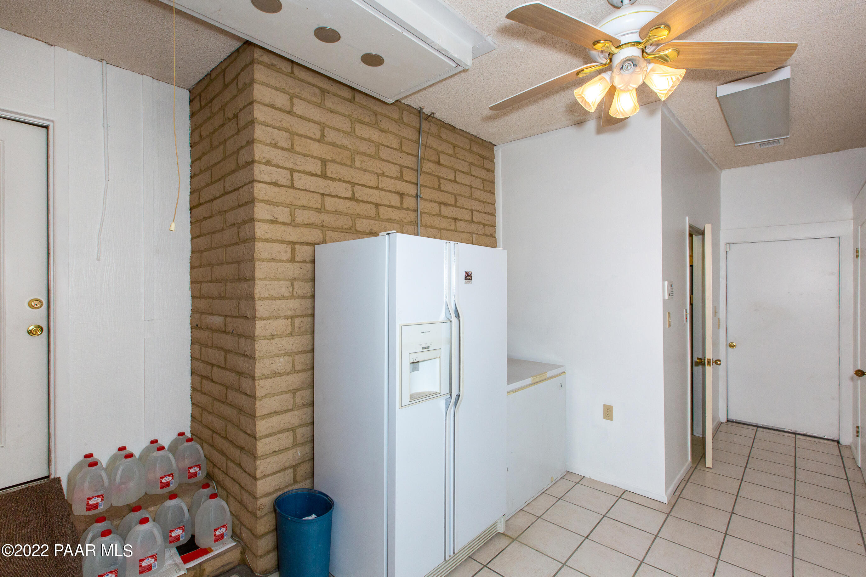 6050 North Williamson Valley Road Prescott, AZ 86305 - Photo 50 of 59 storage hall from garage