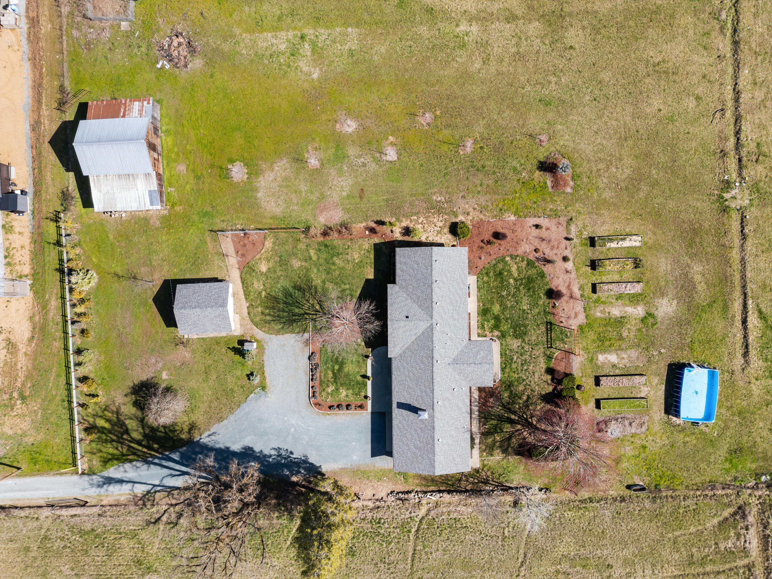 3497 Leonard Road Grants Pass, OR 97527 - Photo 43 of 49 47_3497 leonard road - drone - 07