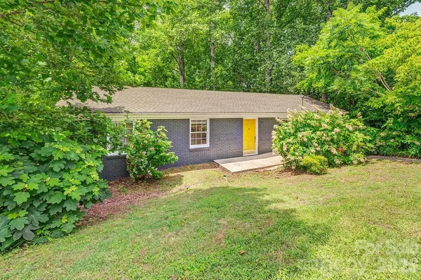 $469,900 | 364 Pearson Drive, Asheville, NC 28801