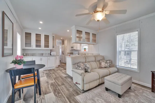 $99,900 | 120 Robin Hood Lane, Unit 120, Exeter, NH 03833