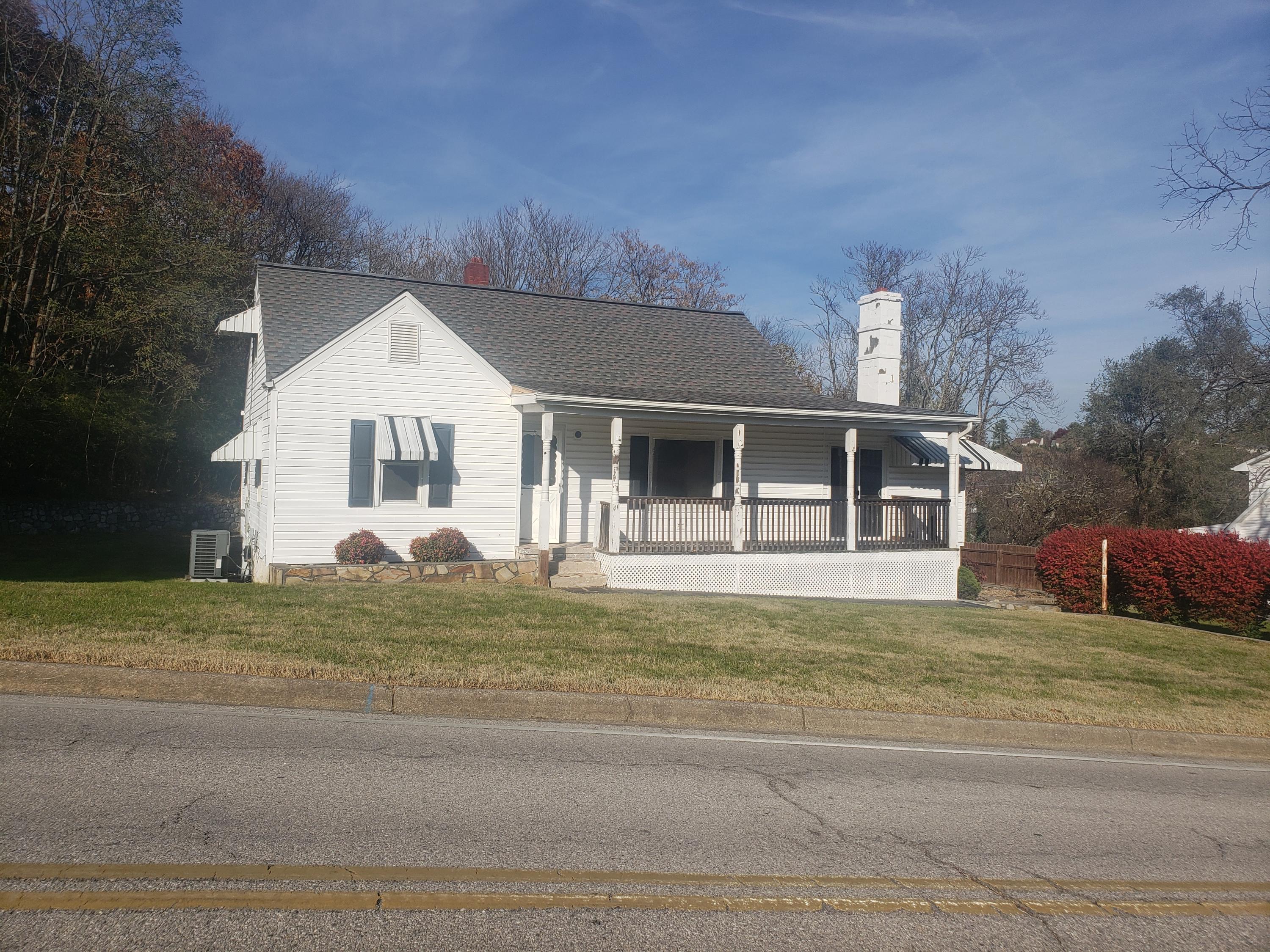 1407 North Mill Road Salem, VA 24153 - Photo 1 of 3 Front