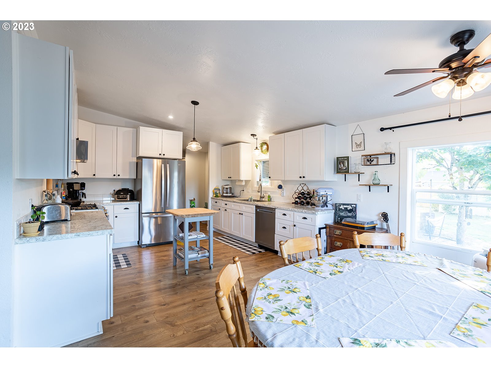 485 East 2nd Street Halsey, OR 97348 - Photo 4 of 41