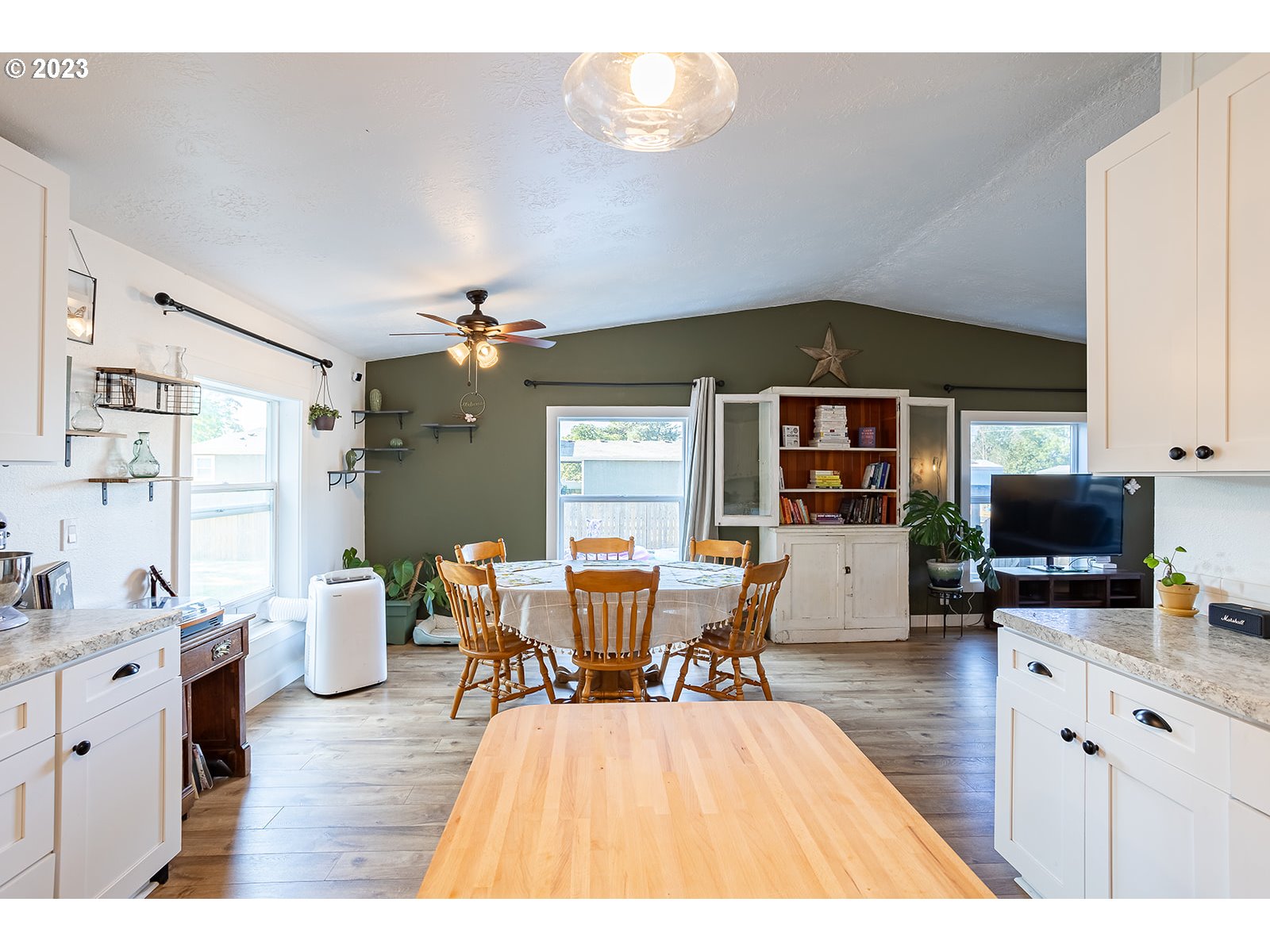 485 East 2nd Street Halsey, OR 97348 - Photo 8 of 41