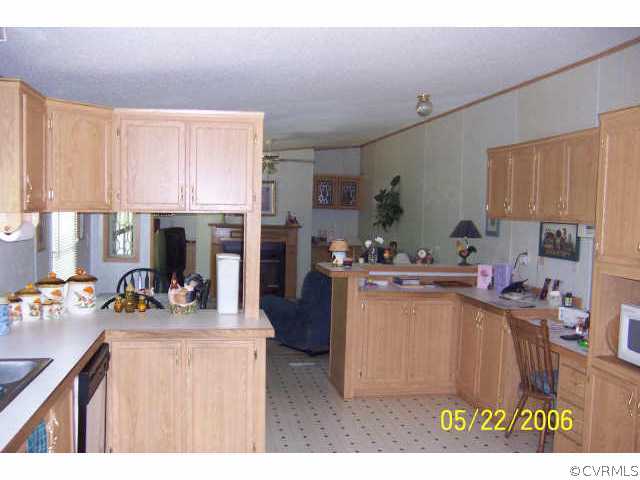 897 Salvia Road Newtown, VA 23126 - Photo 7 of 10 Other - KITCHEN