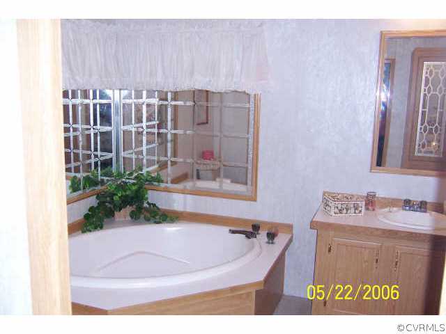 897 Salvia Road Newtown, VA 23126 - Photo 9 of 10 Other - BATH