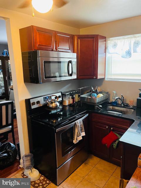 7283 Glenthorne Road Upper Darby, PA 19082 - Photo 20 of 36 Kitchen