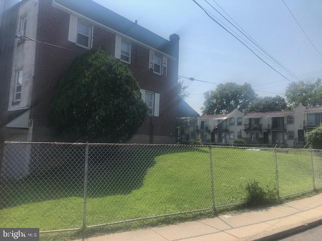 7283 Glenthorne Road Upper Darby, PA 19082 - Photo 4 of 36