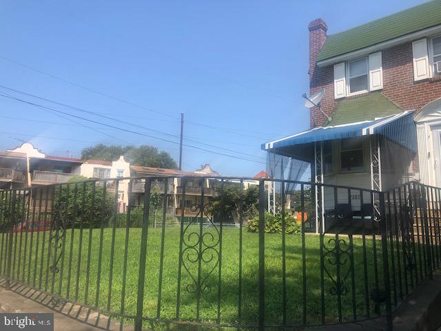 7283 Glenthorne Road Upper Darby, PA 19082 - Photo 5 of 36