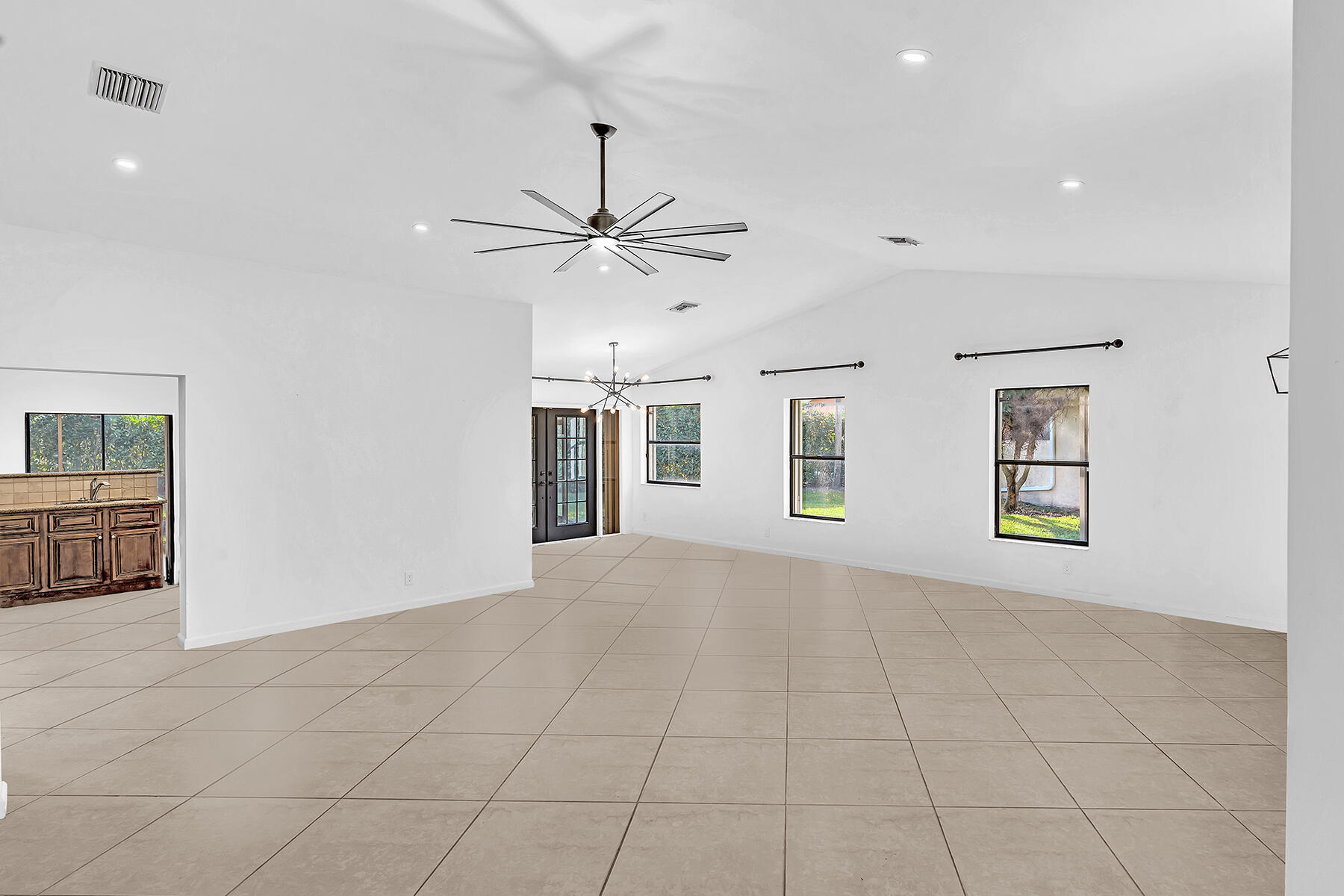 10701 San Bernardino Way Boca Raton, FL 33428 - Photo 11 of 73 DSC00056