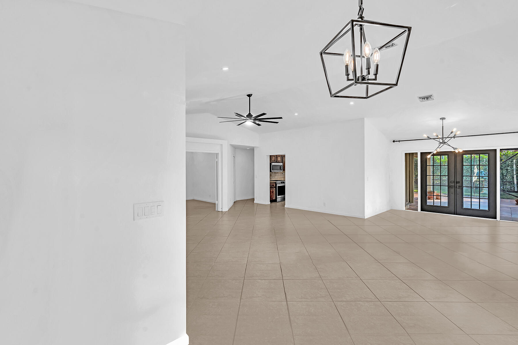 10701 San Bernardino Way Boca Raton, FL 33428 - Photo 14 of 73 DSC00041