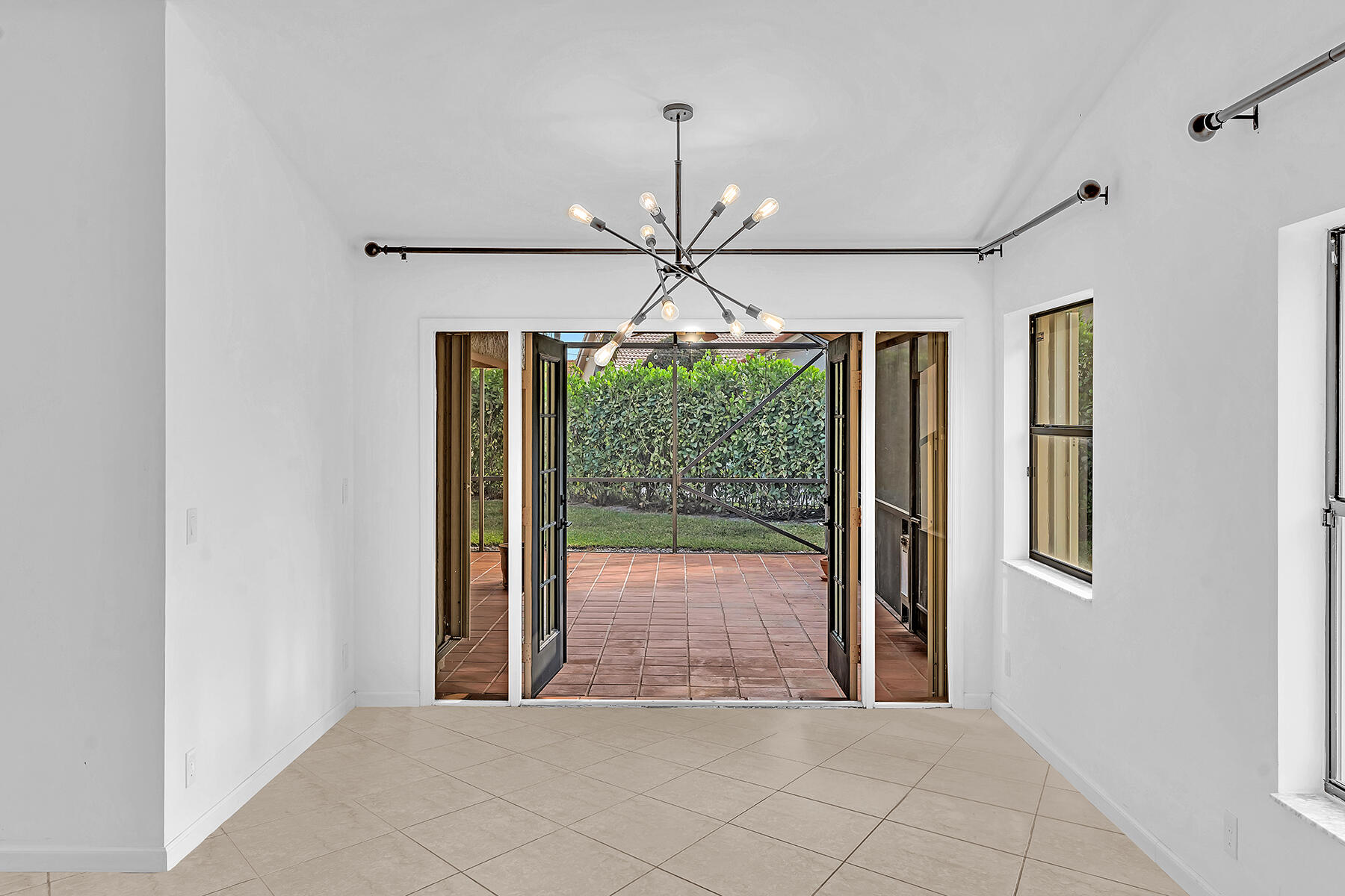 10701 San Bernardino Way Boca Raton, FL 33428 - Photo 15 of 73 DSC00086