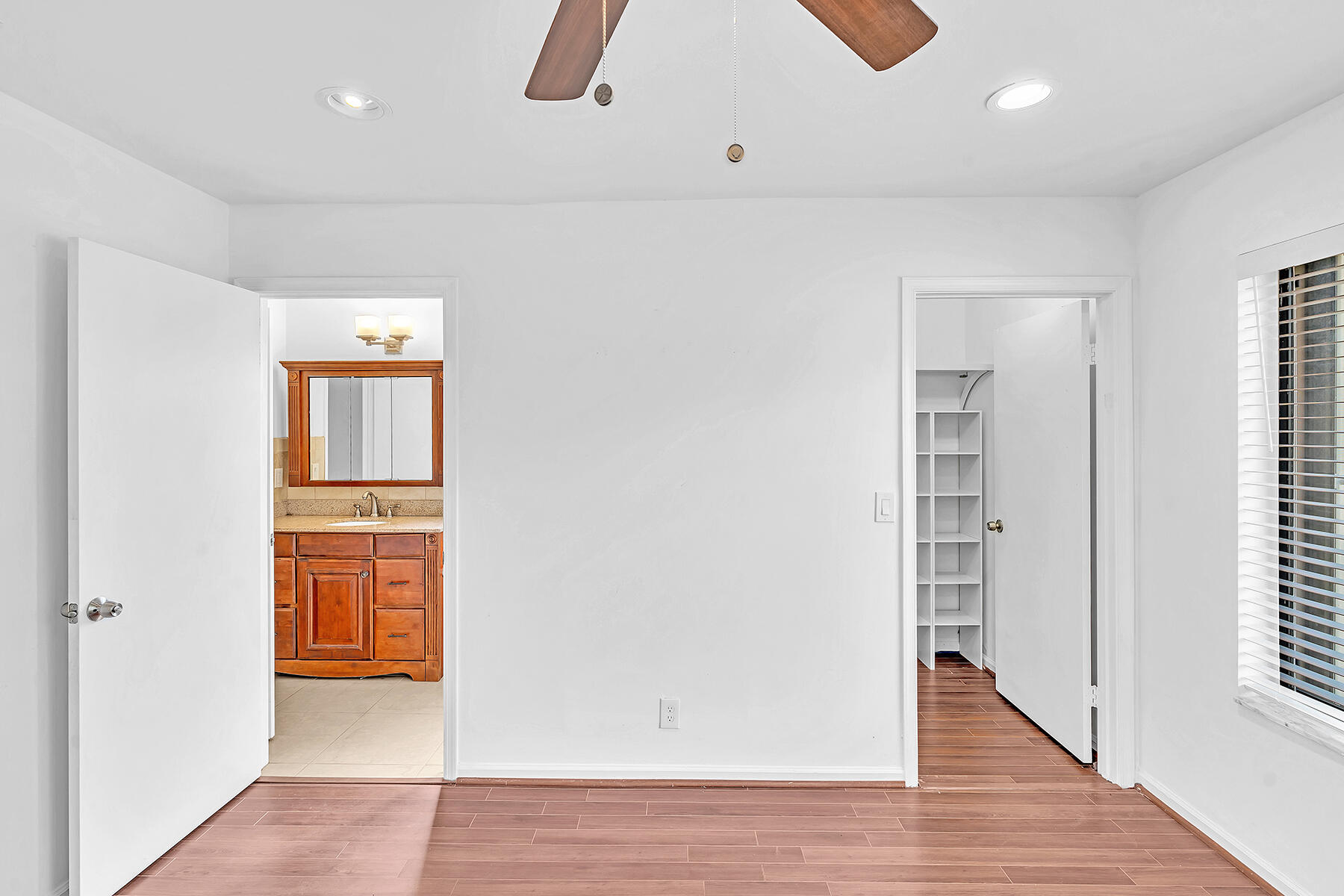 10701 San Bernardino Way Boca Raton, FL 33428 - Photo 37 of 73 DSC00331