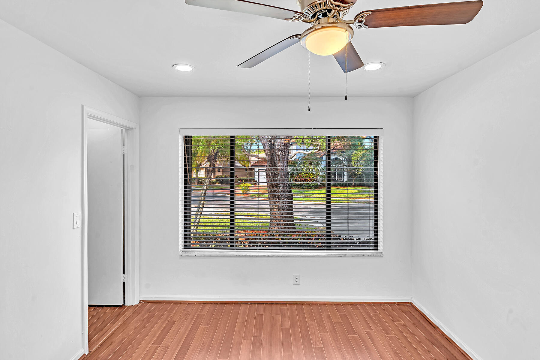 10701 San Bernardino Way Boca Raton, FL 33428 - Photo 39 of 73 DSC00321