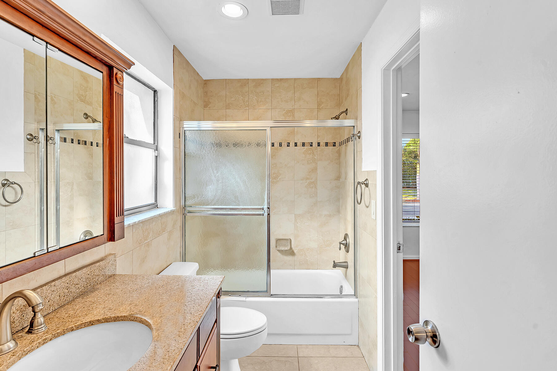 10701 San Bernardino Way Boca Raton, FL 33428 - Photo 41 of 73 DSC00311