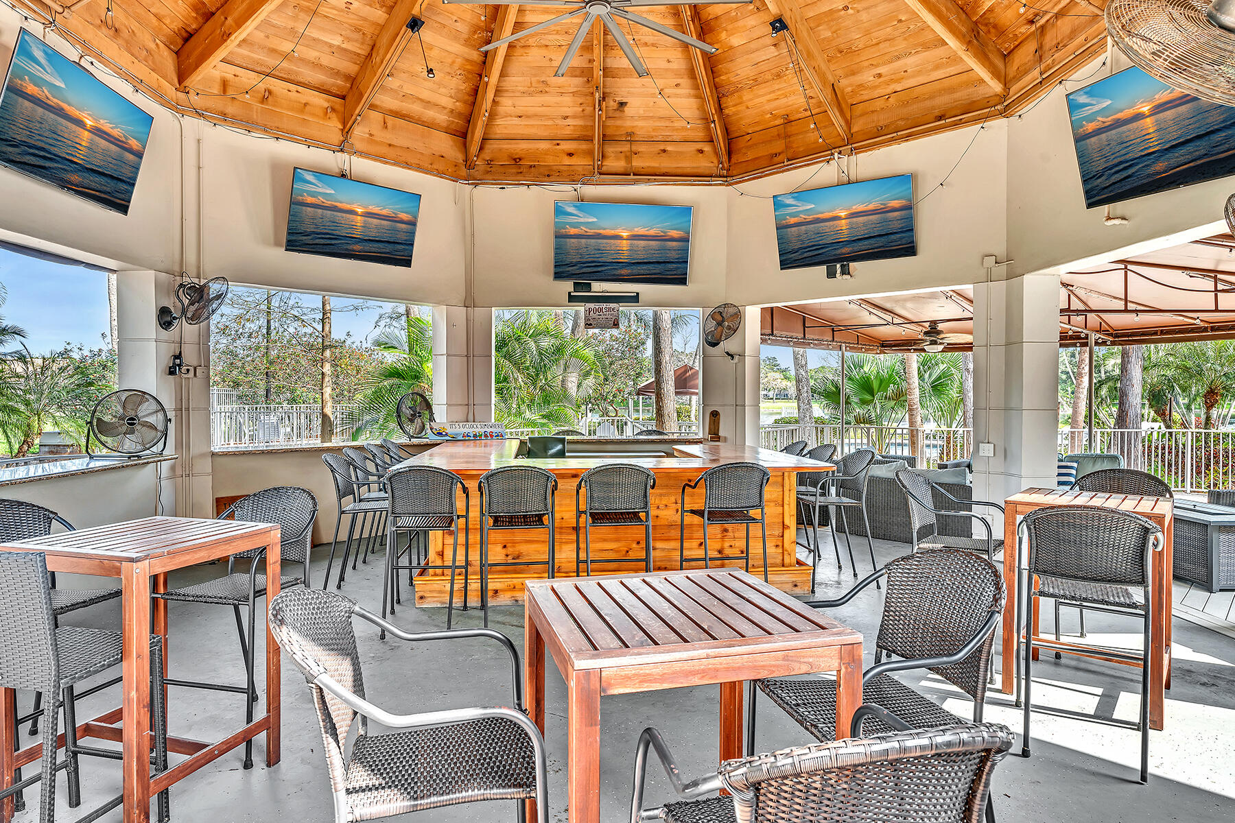 10701 San Bernardino Way Boca Raton, FL 33428 - Photo 55 of 73 DSC00351