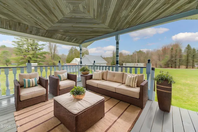 $290,000 | 327-333 Highway 29A, Gloversville, NY 12078