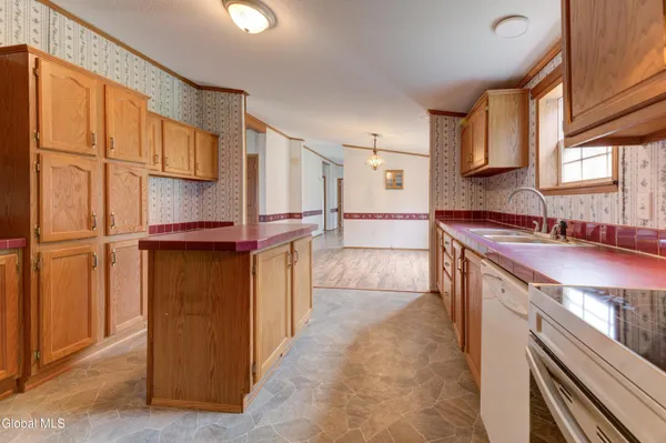 $290,000 | 327-333 Highway 29A, Gloversville, NY 12078