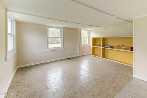 $290,000 | 327-333 Highway 29A, Gloversville, NY 12078