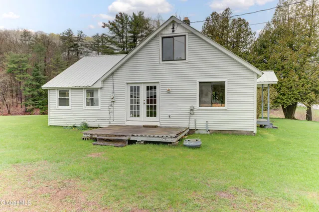 $290,000 | 327-333 Highway 29A, Gloversville, NY 12078