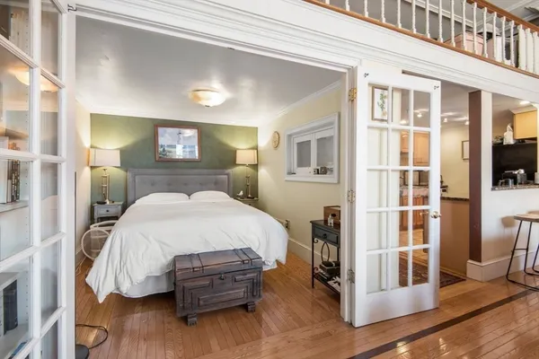 $4,000 | 64 Commonwealth Avenue, Unit 3, Boston, MA 02116